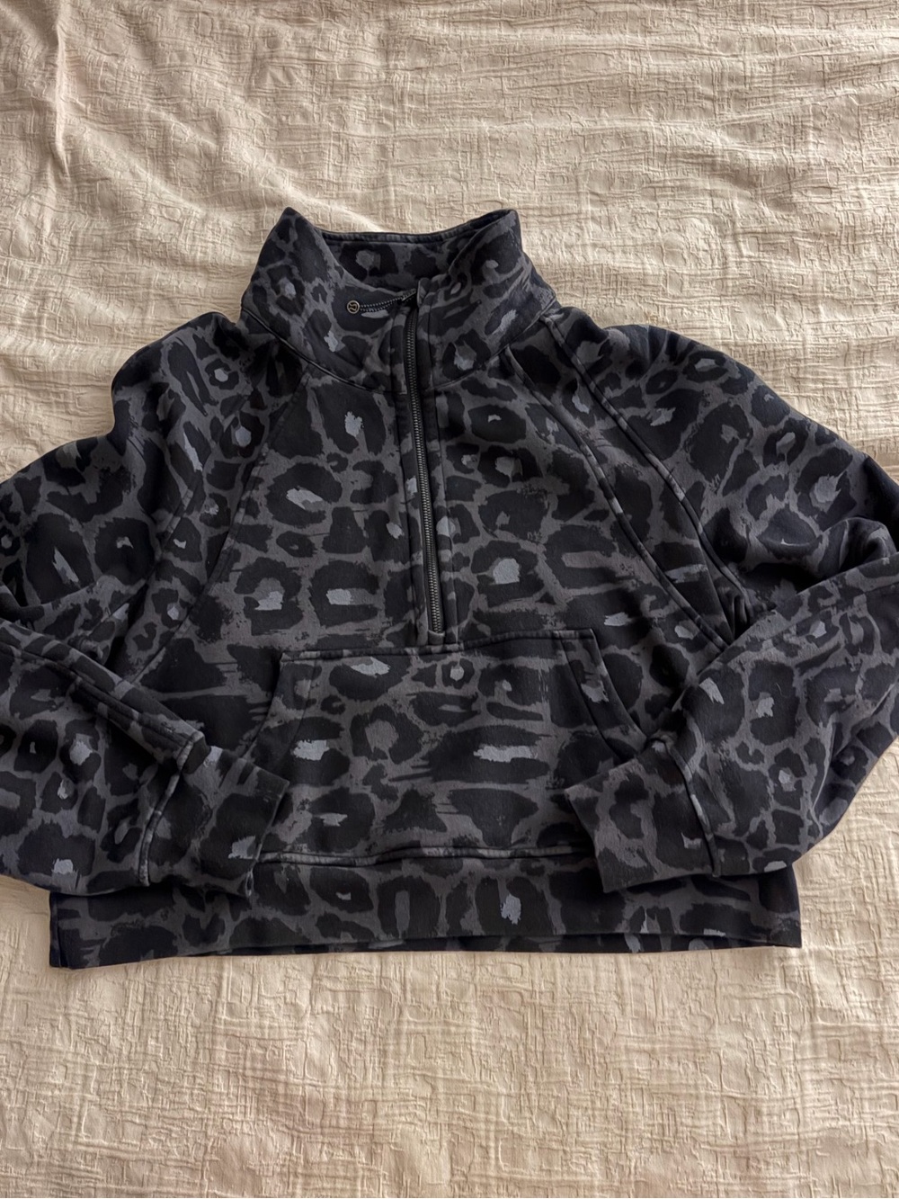 Lululemon m/l Scuba Oversized Funnel-Neck Half Zip Leopard